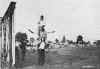 1910 Brookins, Coffyn, Johnstone clowning.jpg (89565 bytes)